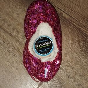 Snoozies! Women's Sequin Slippers - Pink